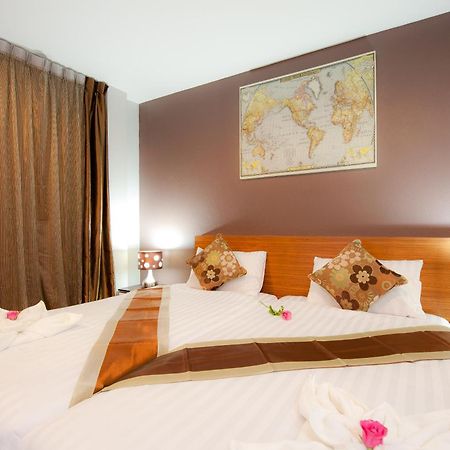 Rama Kata Beach Hotel Eksteriør billede