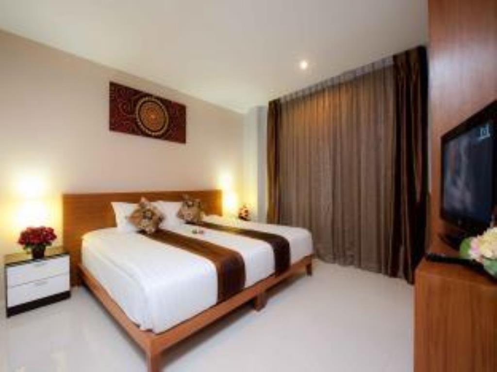 Rama Kata Beach Hotel Eksteriør billede