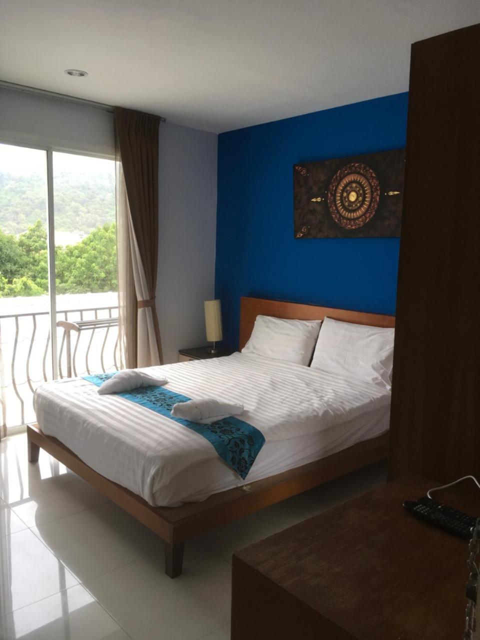 Rama Kata Beach Hotel Eksteriør billede