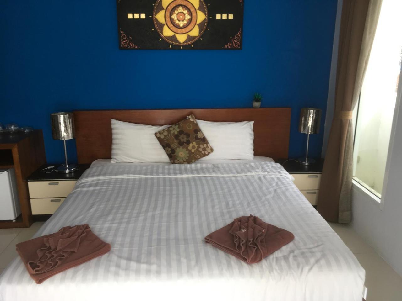 Rama Kata Beach Hotel Eksteriør billede