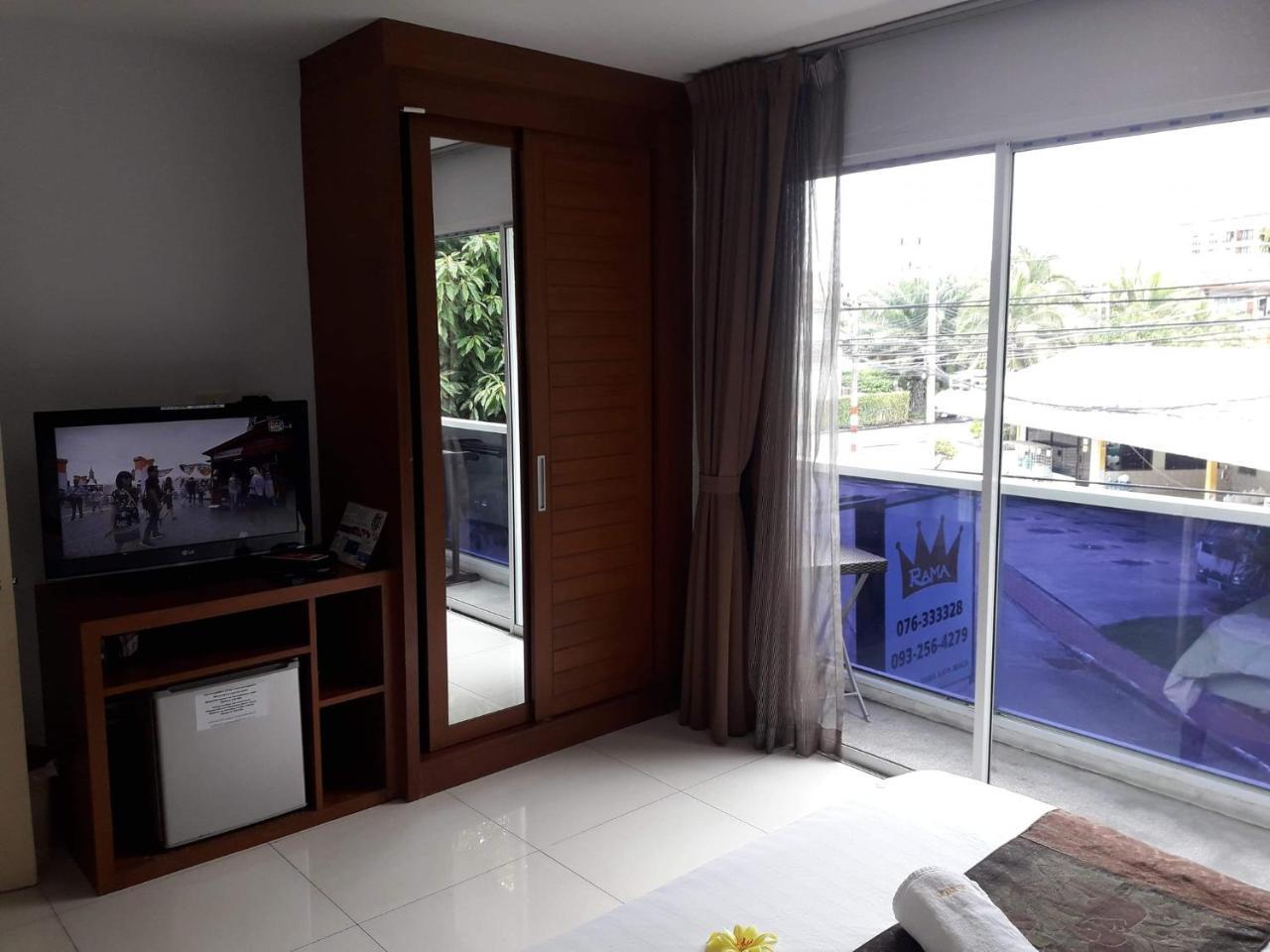 Rama Kata Beach Hotel Eksteriør billede