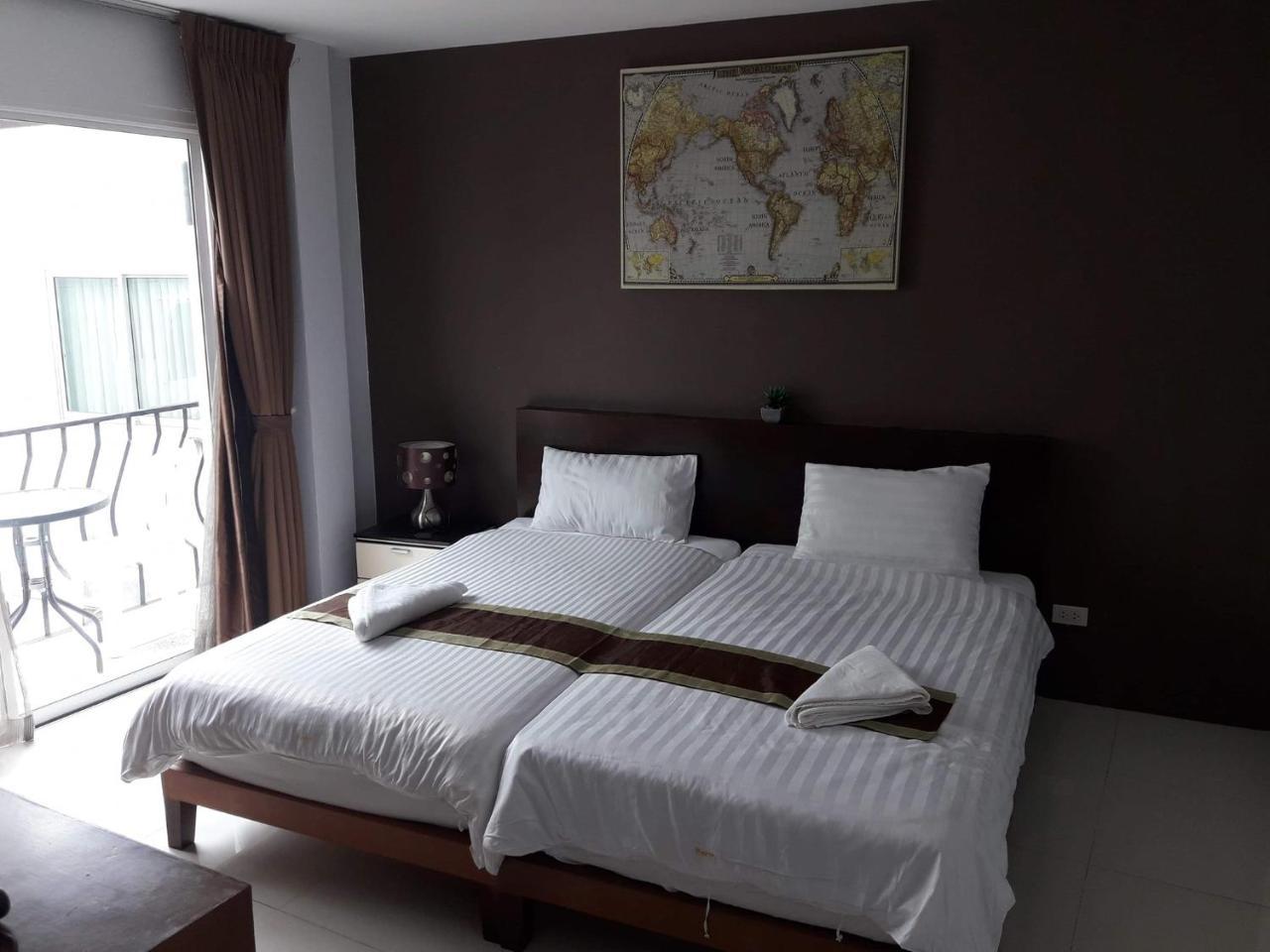 Rama Kata Beach Hotel Eksteriør billede