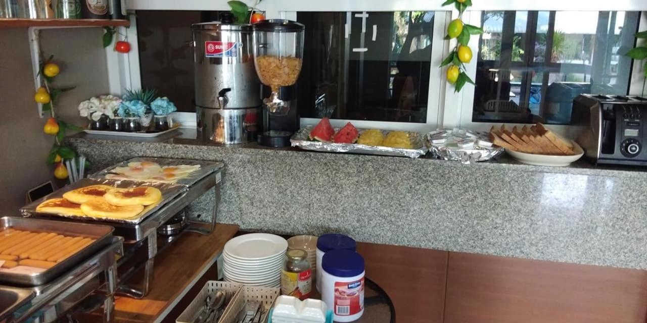 Rama Kata Beach Hotel Eksteriør billede